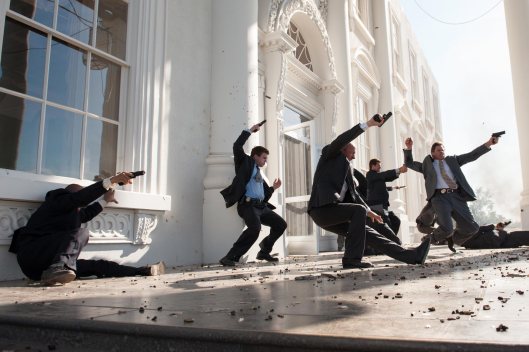 Olympus-Has-Fallen_13