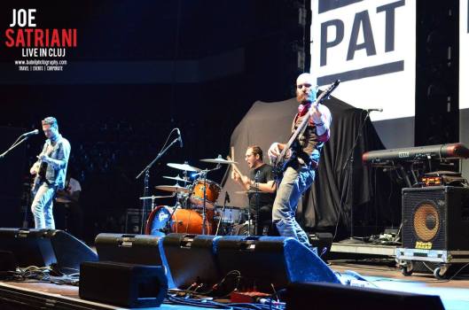 Dan Patlansky (în stânga)